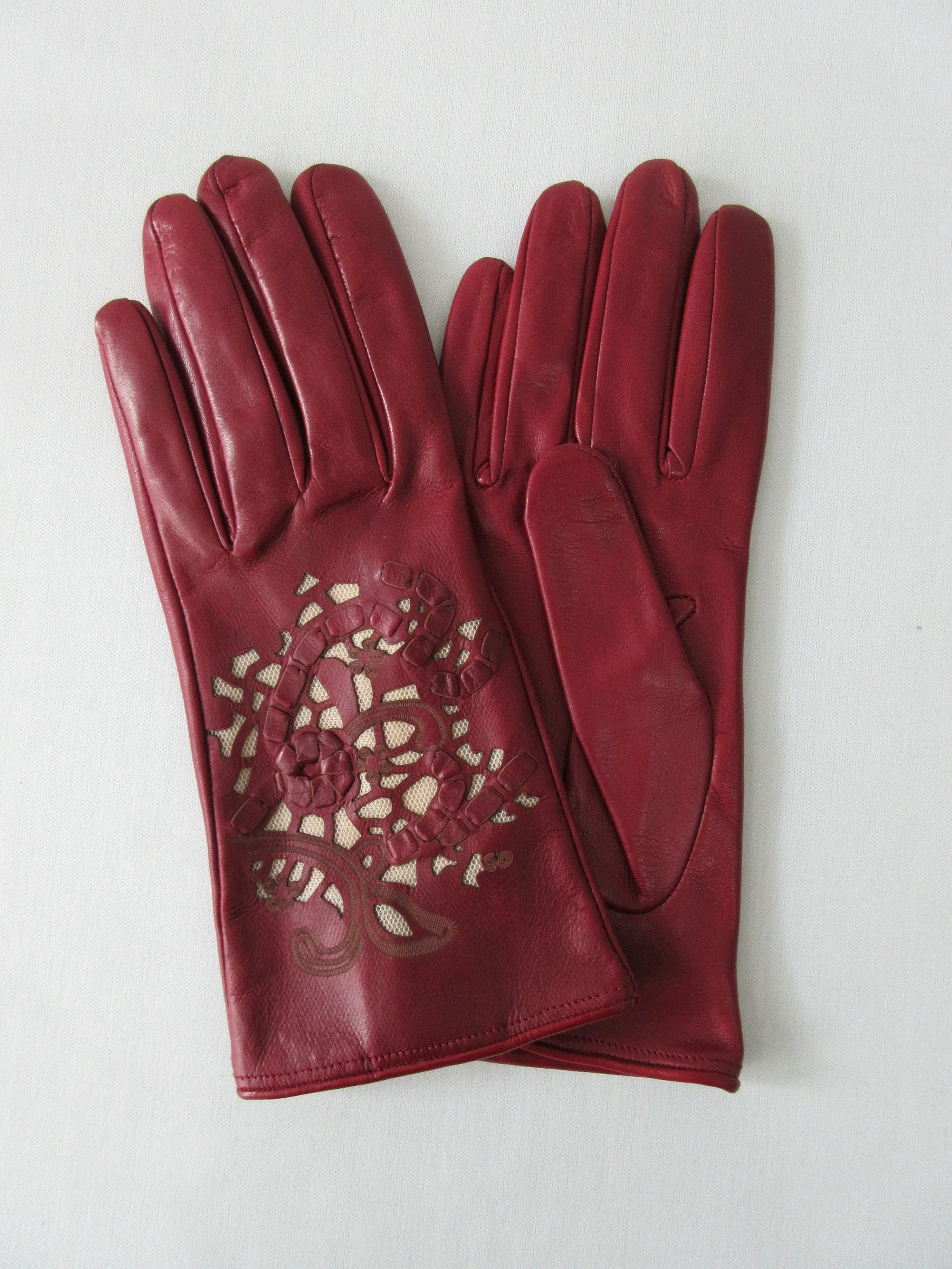 20G14 -Gala Gloves Deep Red Gloves with Cutout Applique Design