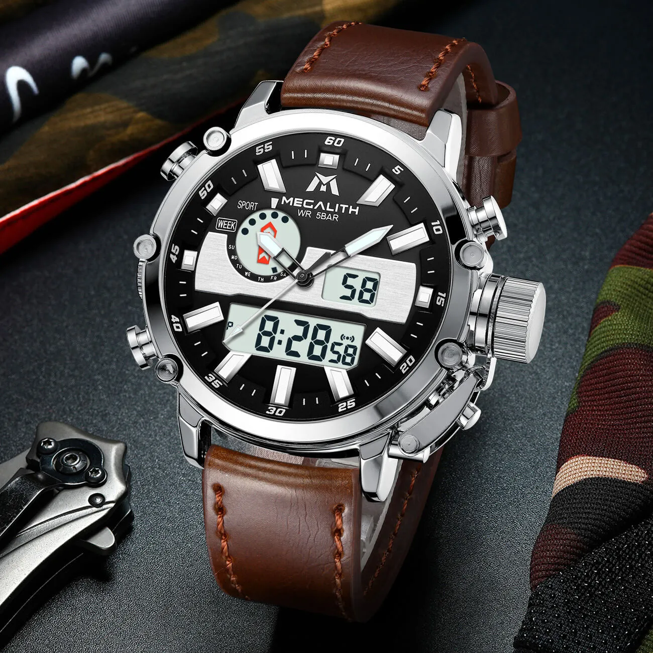 8229M | Quartz Men Watch | Leather Band