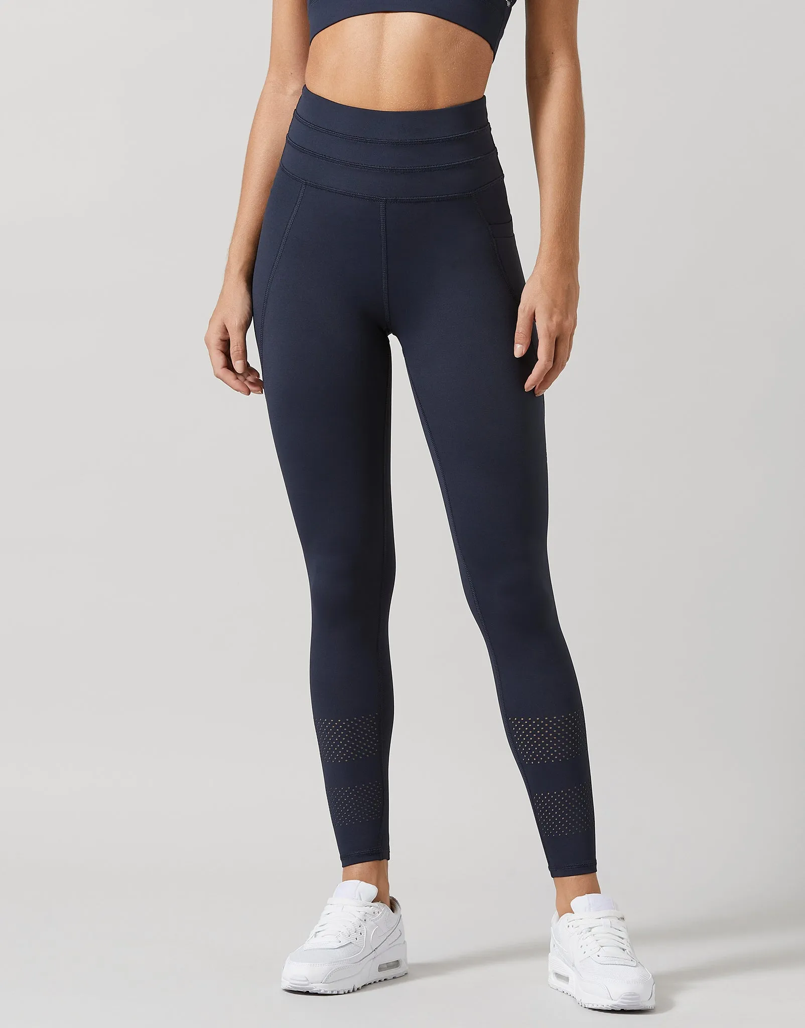 Amur-2XR Leggings in Navy