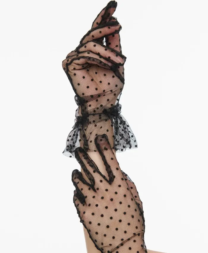 Back Dot Lace Gloves