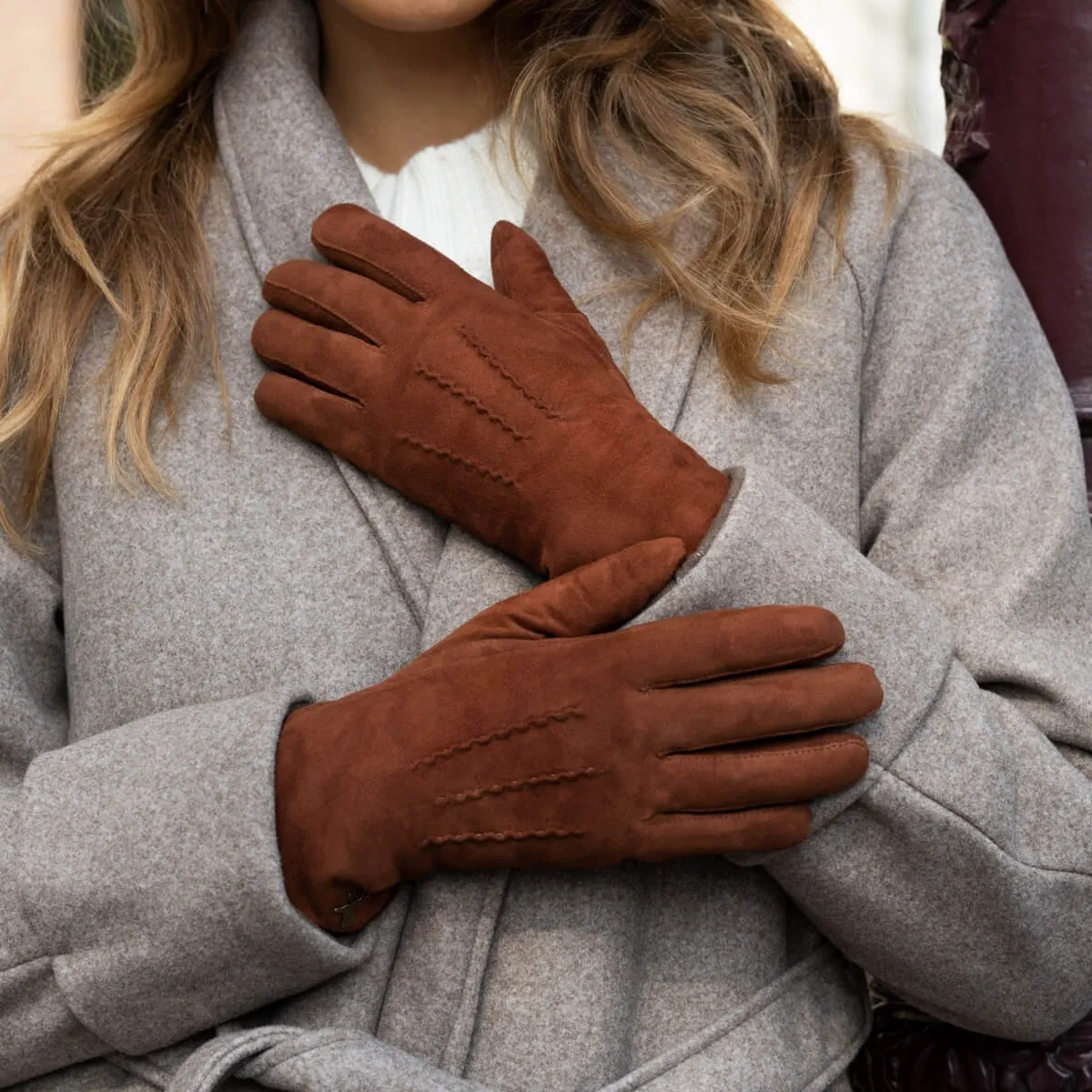 Elizabeth (brown) - suede leather gloves with warm faux fur lining