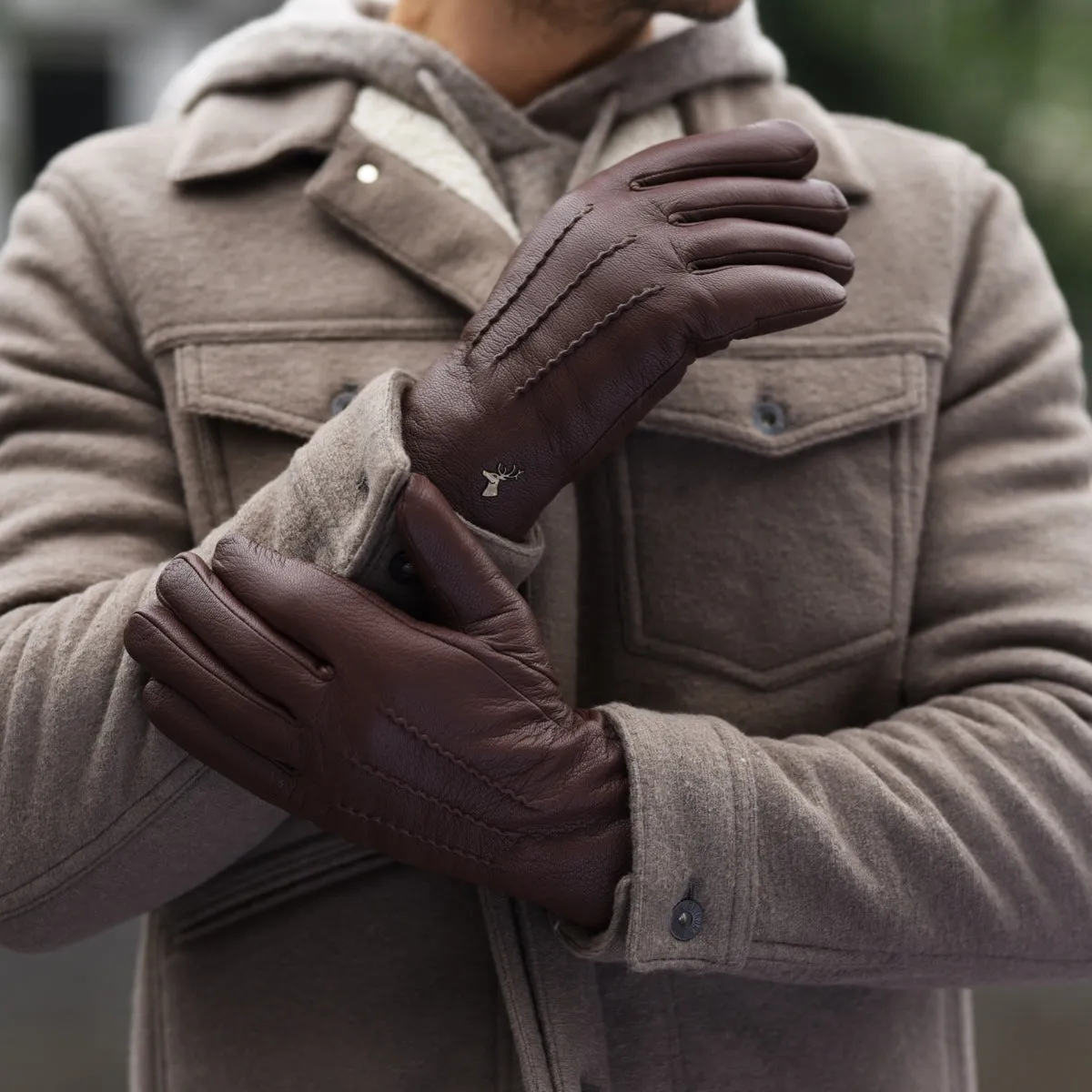 Hunter (brown) – goatskin gloves with lambswool lining & touchscreen feature