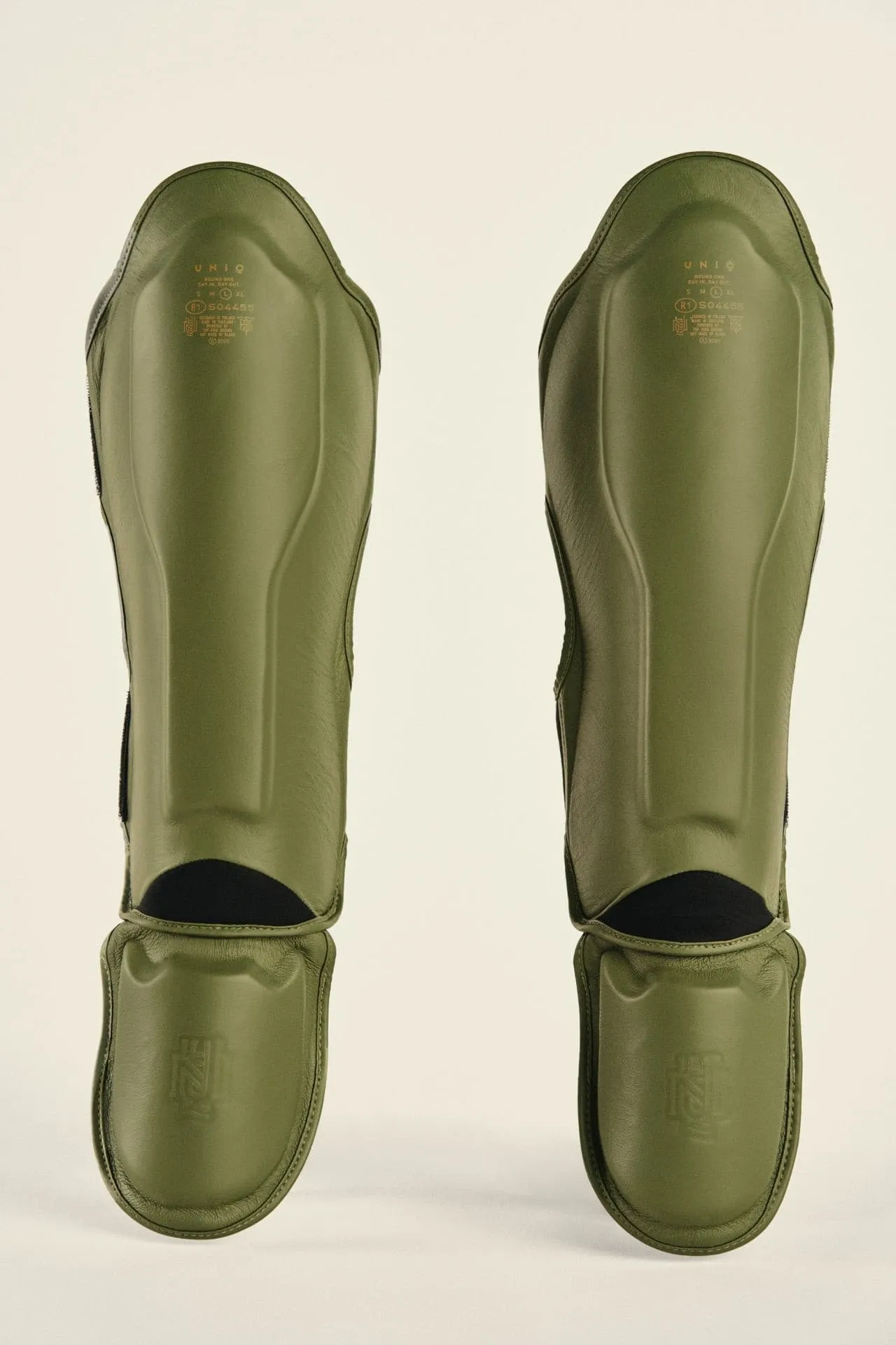 UNIQ SHIN GUARDS KHAKI