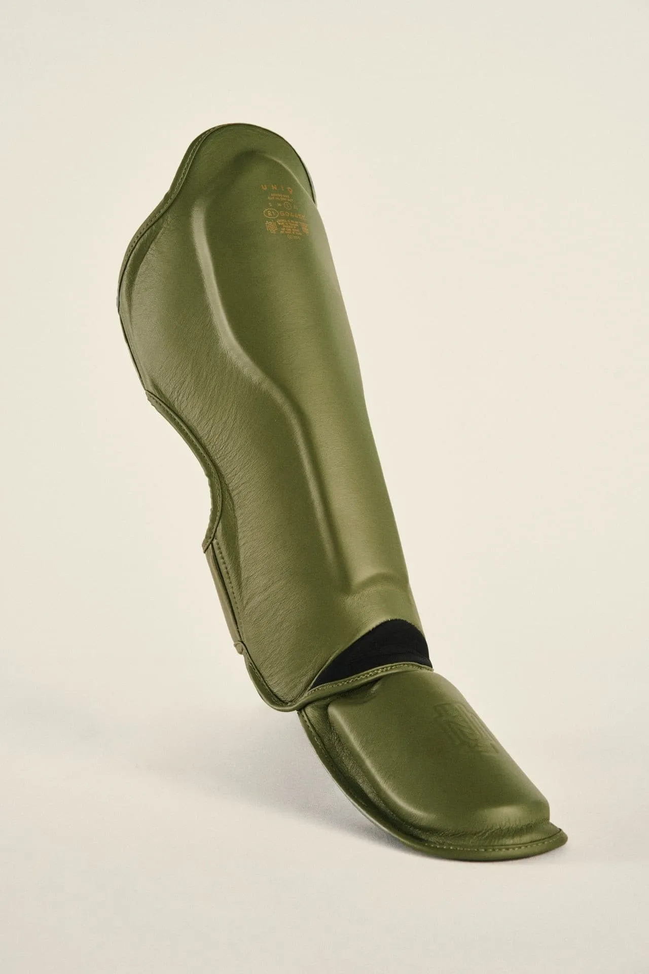 UNIQ SHIN GUARDS KHAKI