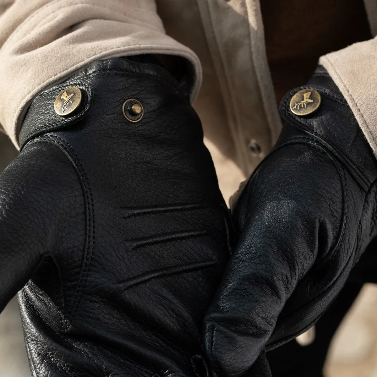 William (black) - goatskin leather gloves with warm fleece lining and press-stud